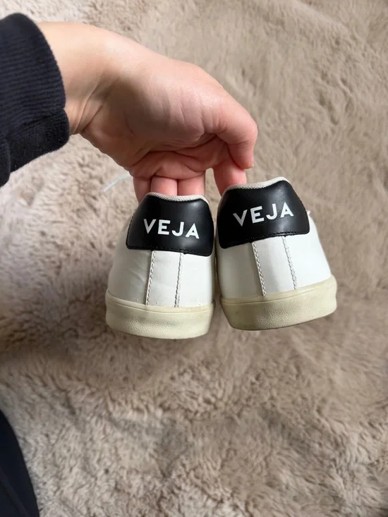 Women’s Veja Campo Tennis Sneaker Black White Size 7 - Picture 6 of 9